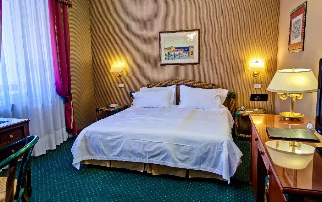DOUBLE SUPERIOR KING BED Room, Best Western Hotel Rivoli, Rome