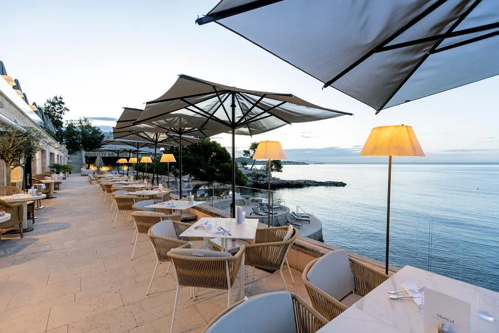 Restaurant, Hospes Maricel & Spa, Majorca