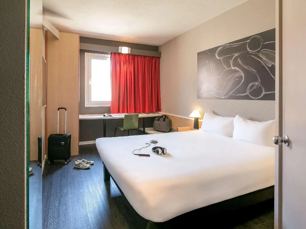 DOUBLE WITH DOUBLE BED Room, Ibis Madrid Getafe, Madrid