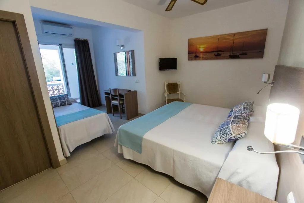 TRIPLE WITH BALCONY Room, Tagomago, Ibiza