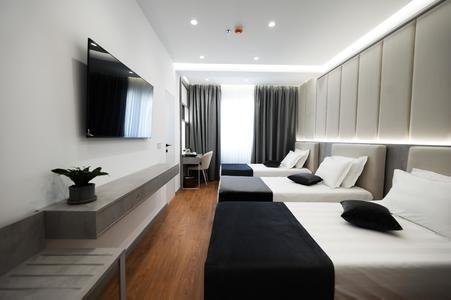 Naos Luxury Resort, Kavaje