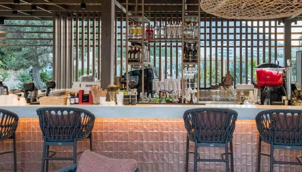 Bar, King Minos Retreat Resort and Spa, Crete