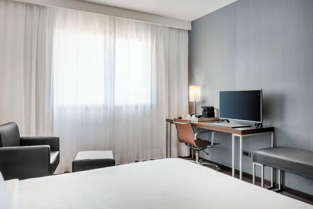 DOUBLE CITY VIEW KING BED Room, AC Algeciras, Costa De La Luz