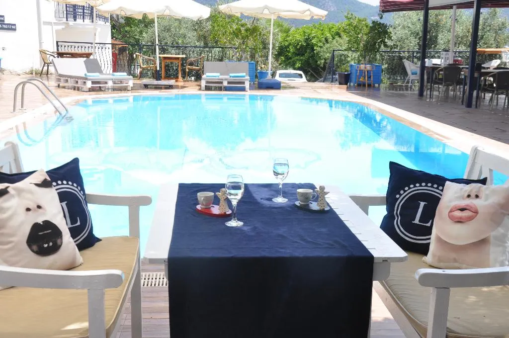 Pool, Lacivert Boutique, Dalaman