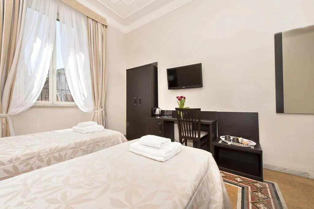 Room, Laterani Suite, Naples