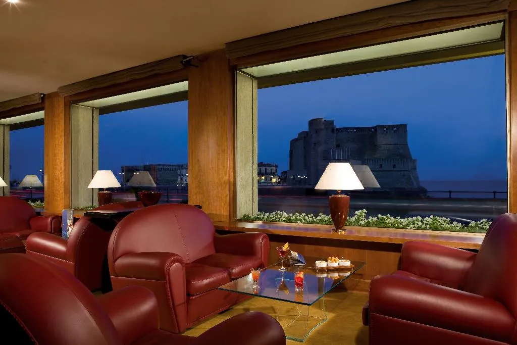 Lobby, Royal Continental, Naples