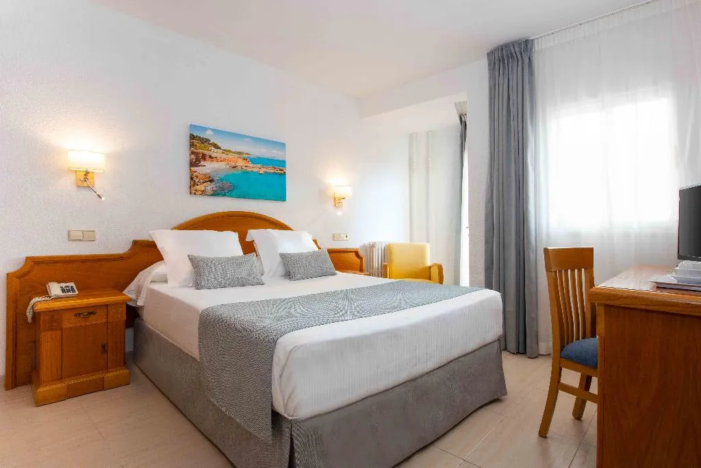 DOUBLE SINGLE USE POOL VIEW Room, Valentin Reina Paguera - Adults only, Majorca