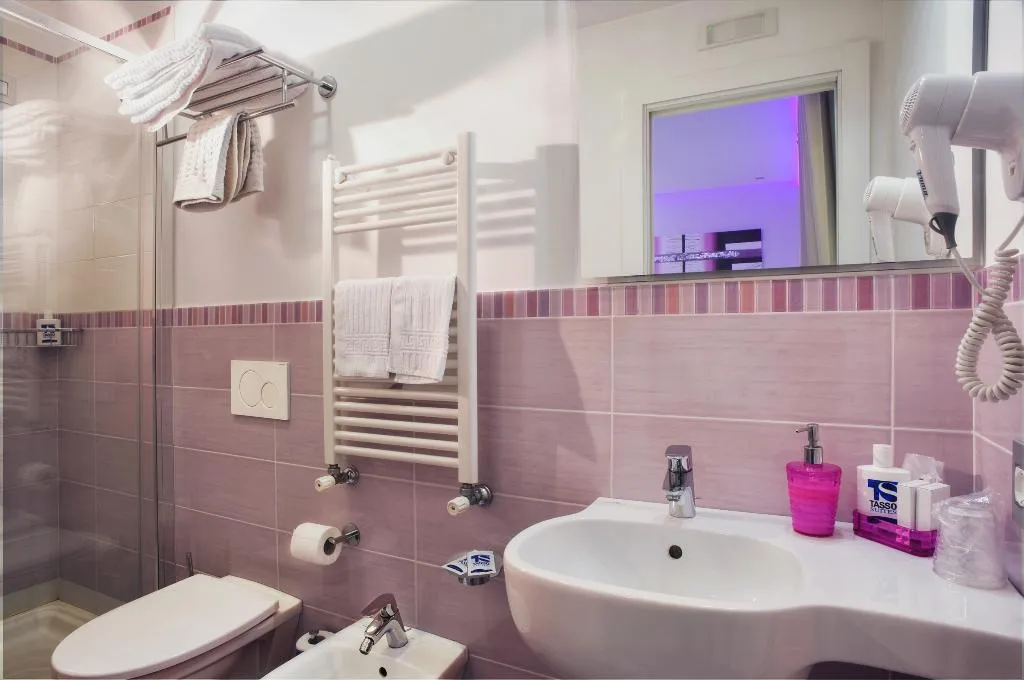 DOUBLE SUPERIOR Room, Tasso Suites, Naples