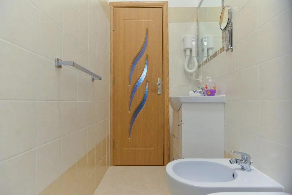 DOUBLE DELUXE TWO BEDS Room, B & T Rooms Trani, Naples