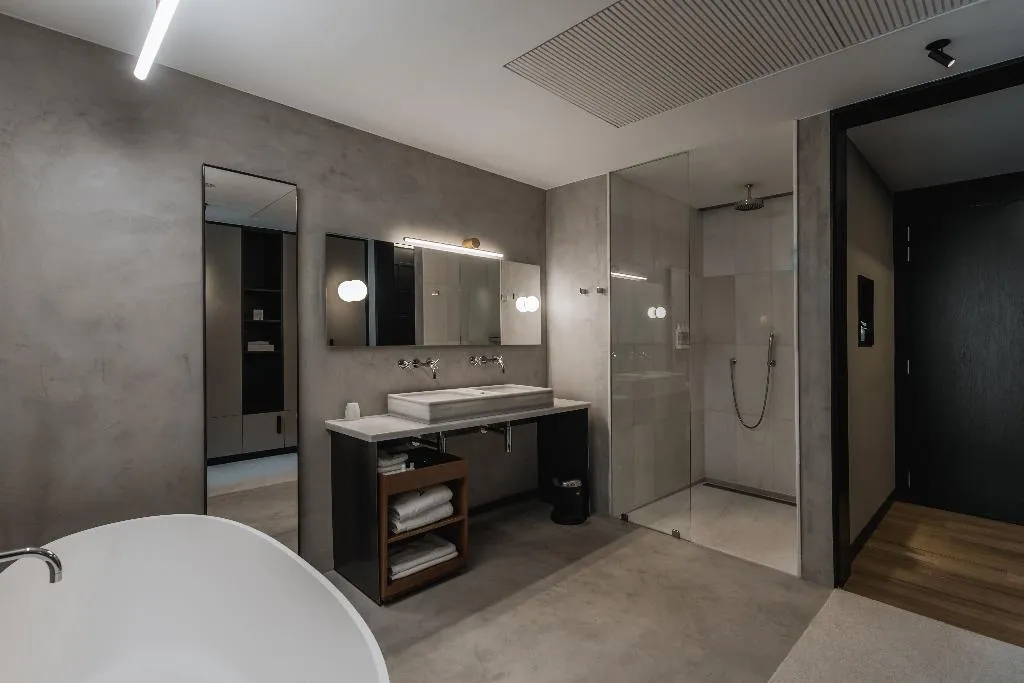 DOUBLE DELUXE CITY VIEW Room, Alma Barcelona, Barcelona