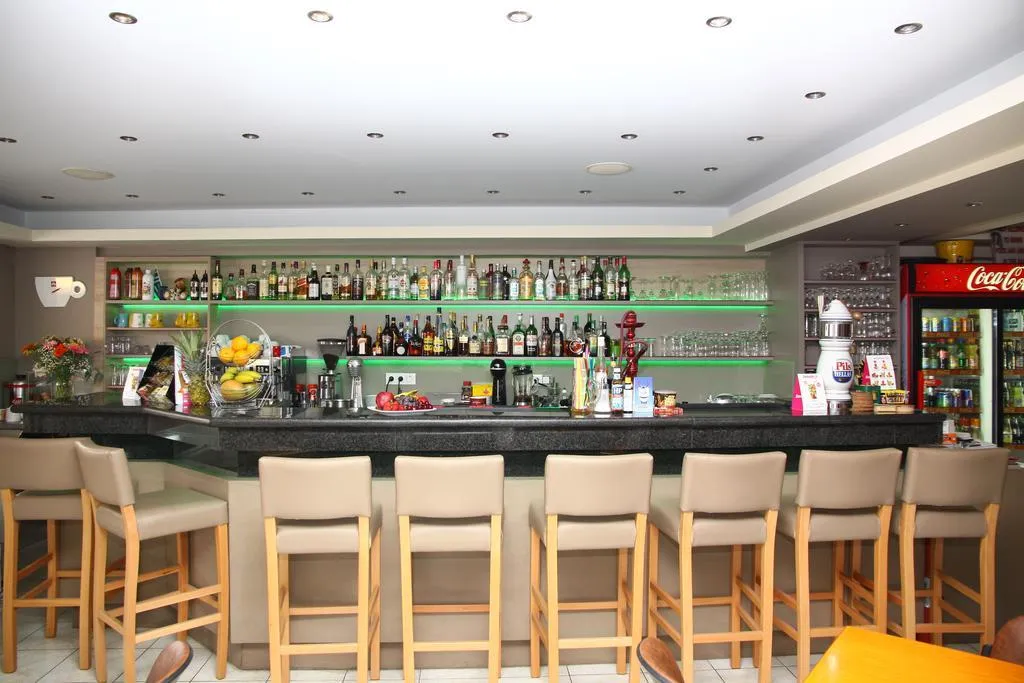 Bar, Acropolis Apartments, Crete