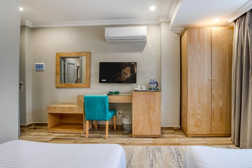 Room, Mamluk Pyramids Hotel, Cairo