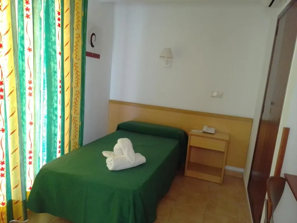 SINGLE STANDARD Room, Santa Faz TRG, Costa Blanca