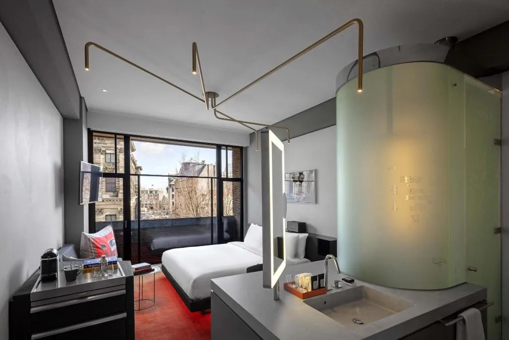 DOUBLE DELUXE KING BED Room, W Amsterdam, Amsterdam