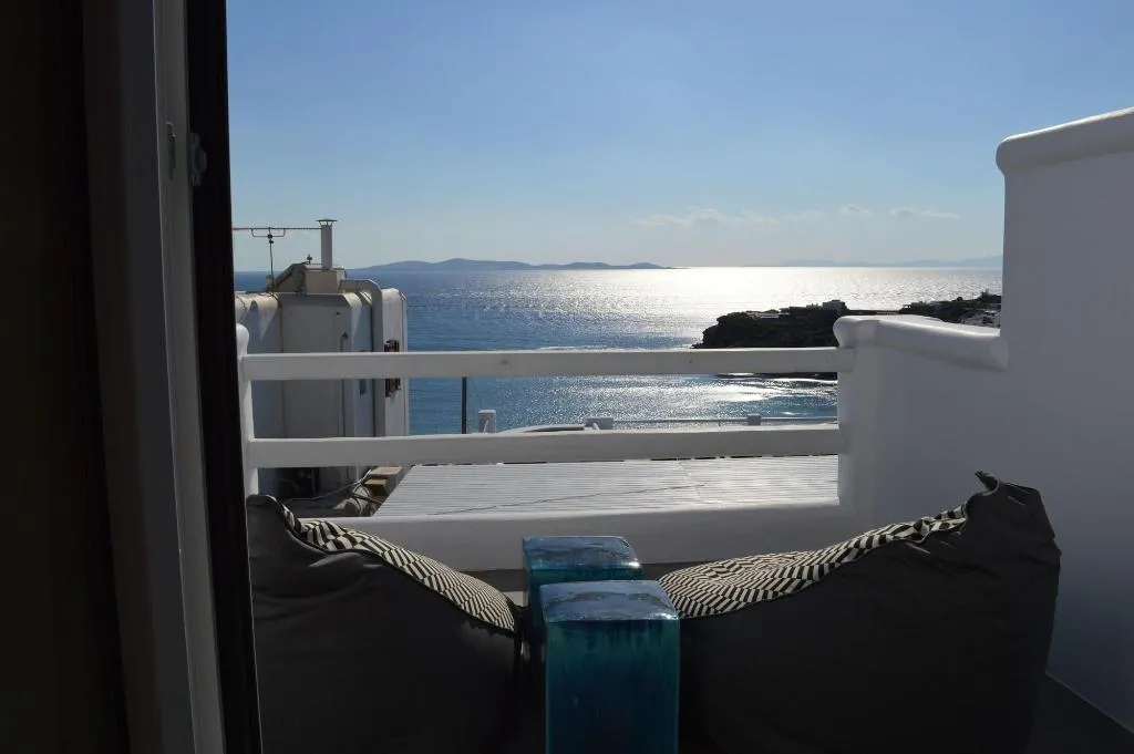 Room, Flaskos Suites, Mykonos
