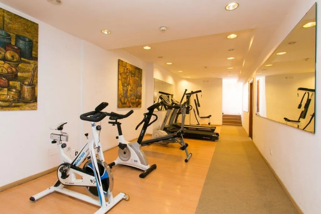 Sports and Entertainment, Artmadams, Majorca