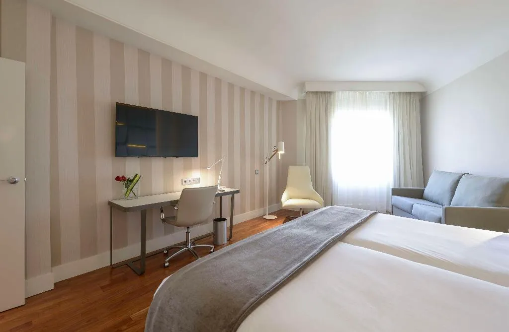Room, NH Collection Madrid Colón, Madrid