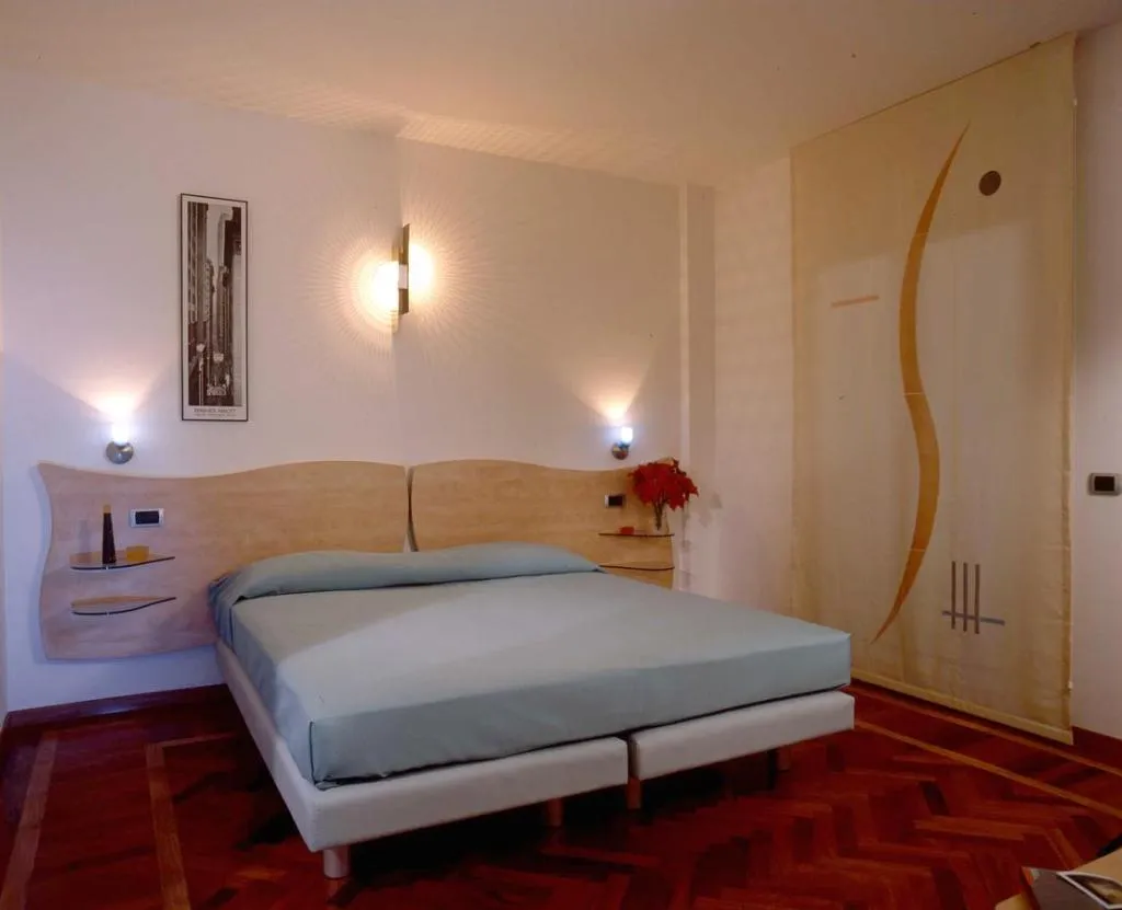 Double or Twin LAKE VIEW Room, Alfredo Hotel, Rome