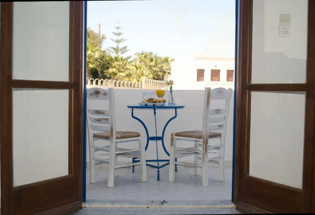 Room, Ikaros Hotel, Santorini