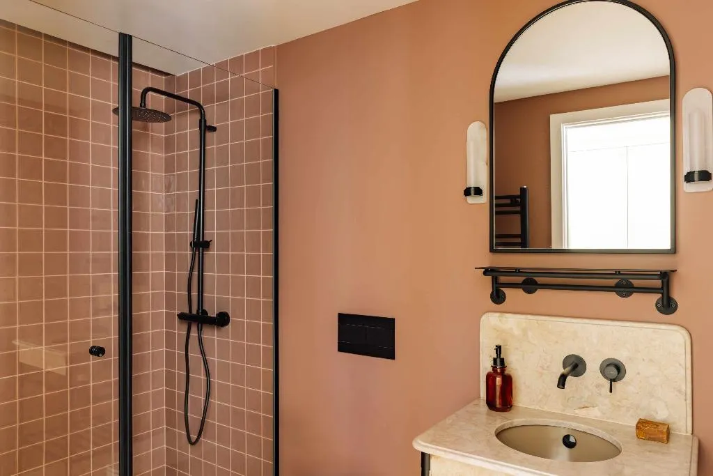 STUDIO TWO BEDS Room, Locke De Santa Joana, Lisbon