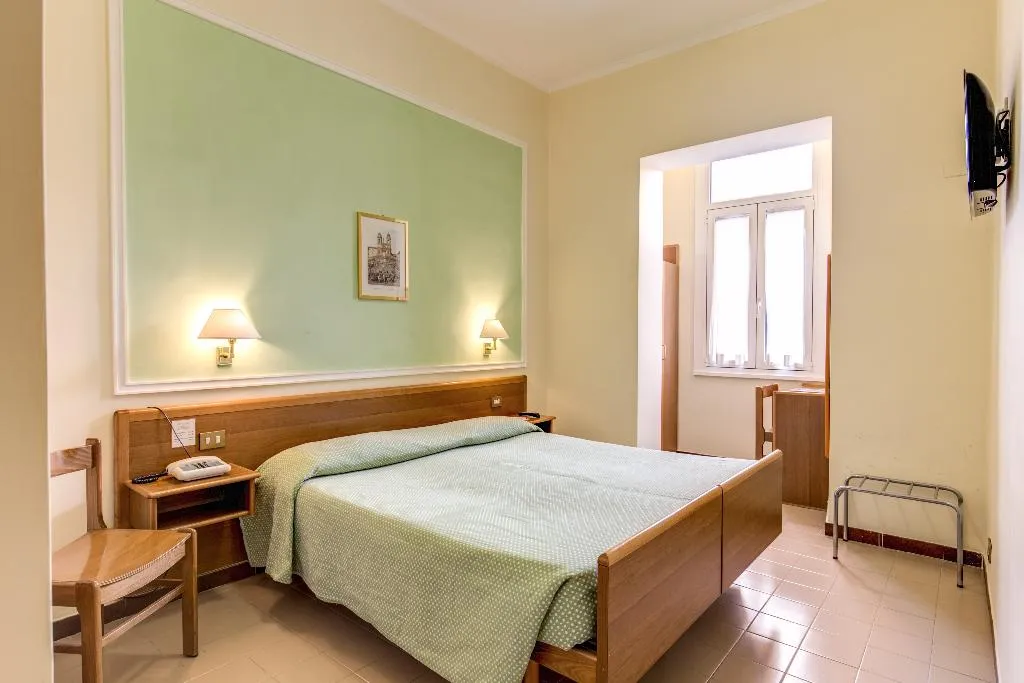 Room, Albergo Igea, Rome