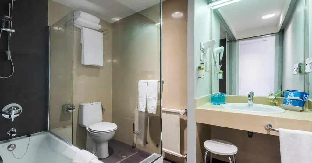 Room, Guadalajara Conference Center Affiliated By Melia, Madrid