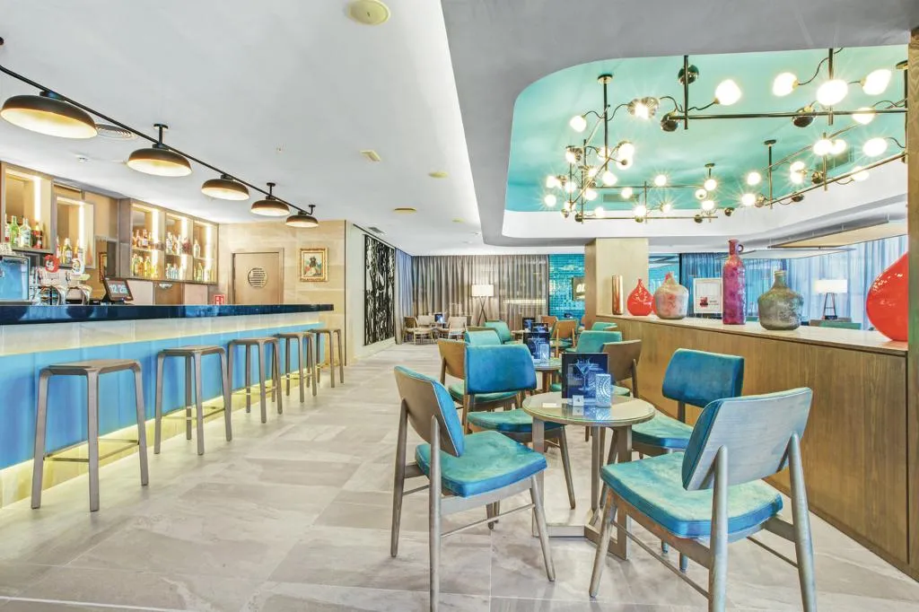 Bar, Hotel Riu Festival, Majorca