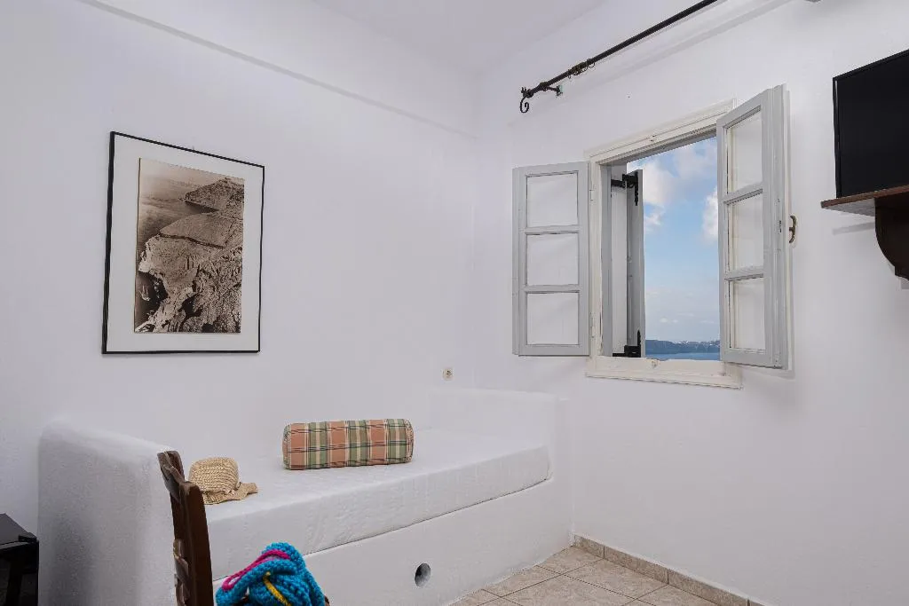 Double or Twin WITH VIEWS Room, Loucas On The Cliff, Santorini