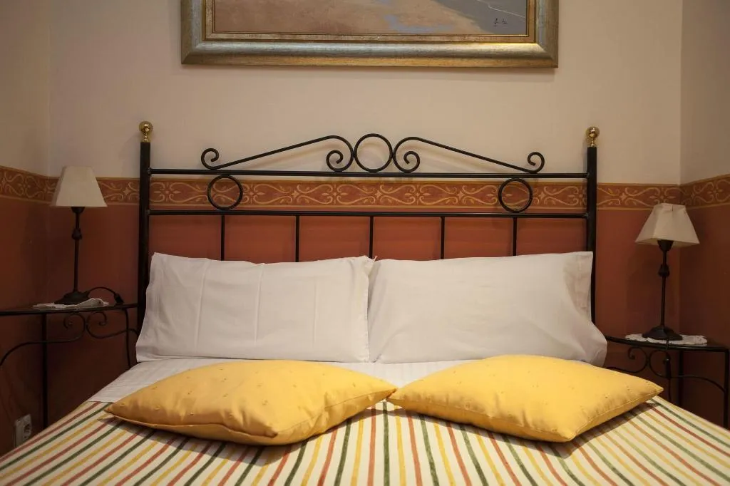 Room, Hostal Armesto, Madrid