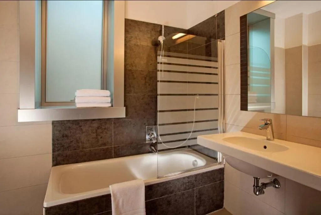 TWIN STANDARD Room, Artis Hotel, Rome
