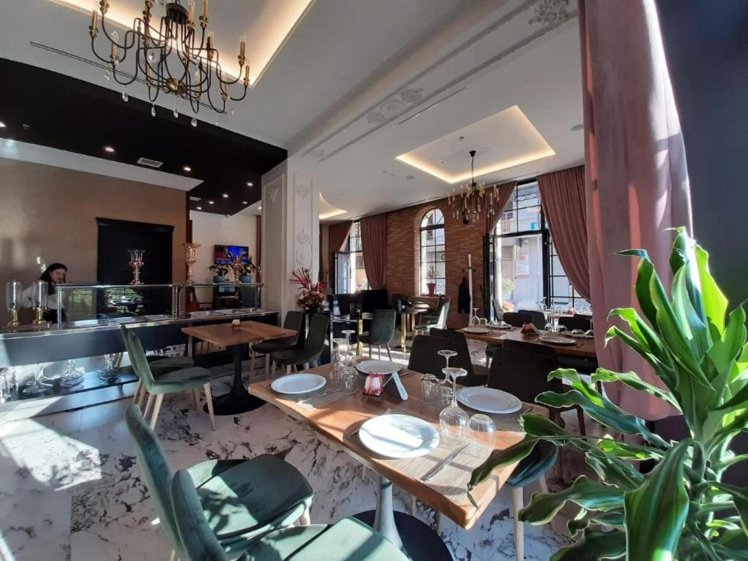 Kloest Hotel, Durres