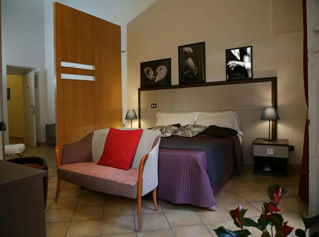 Room, Caravaggio Hotel, Naples