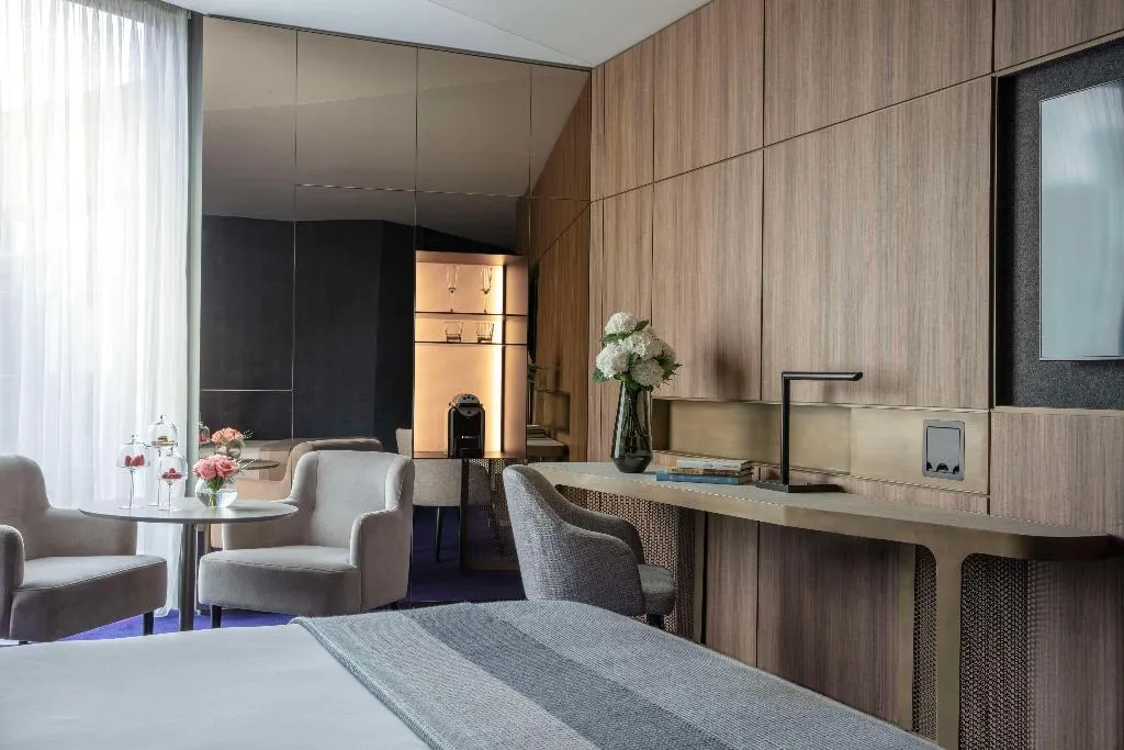 DOUBLE PREMIUM Room, Anantara The Marker Dublin, Dublin