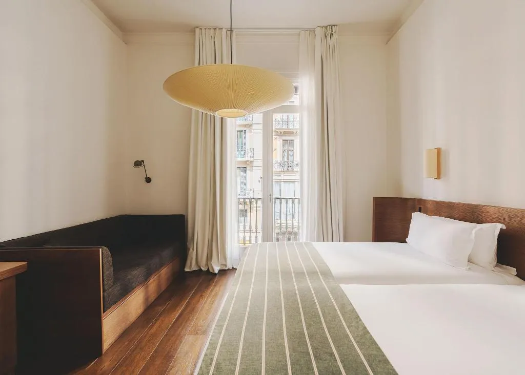 FAMILY ROOM CONNECTING ROOM Room, Regina, Barcelona