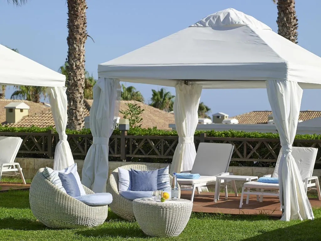Terrace, Mitsis Royal Mare Thalasso and Spa Resort, Crete