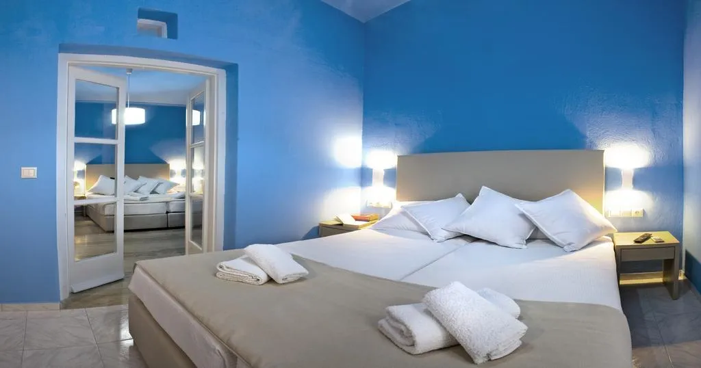 FAMILY ROOM STANDARD Room, Poseidon Beach Hotel, Santorini