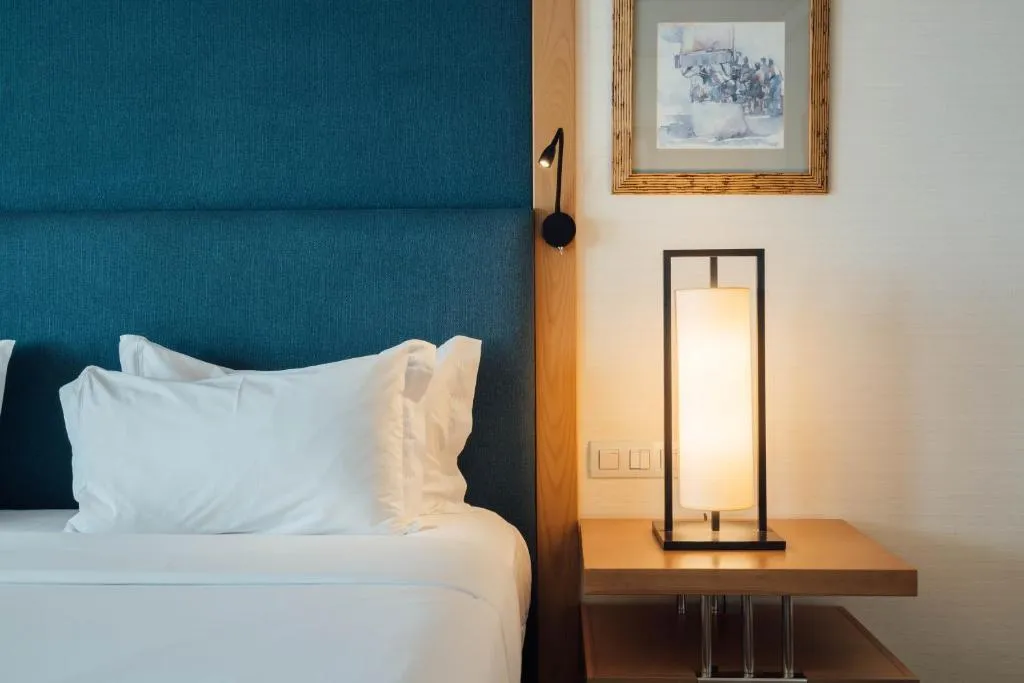 Double or Twin DELUXE Room, Sesimbra Oceanfront Hotel, Lisbon