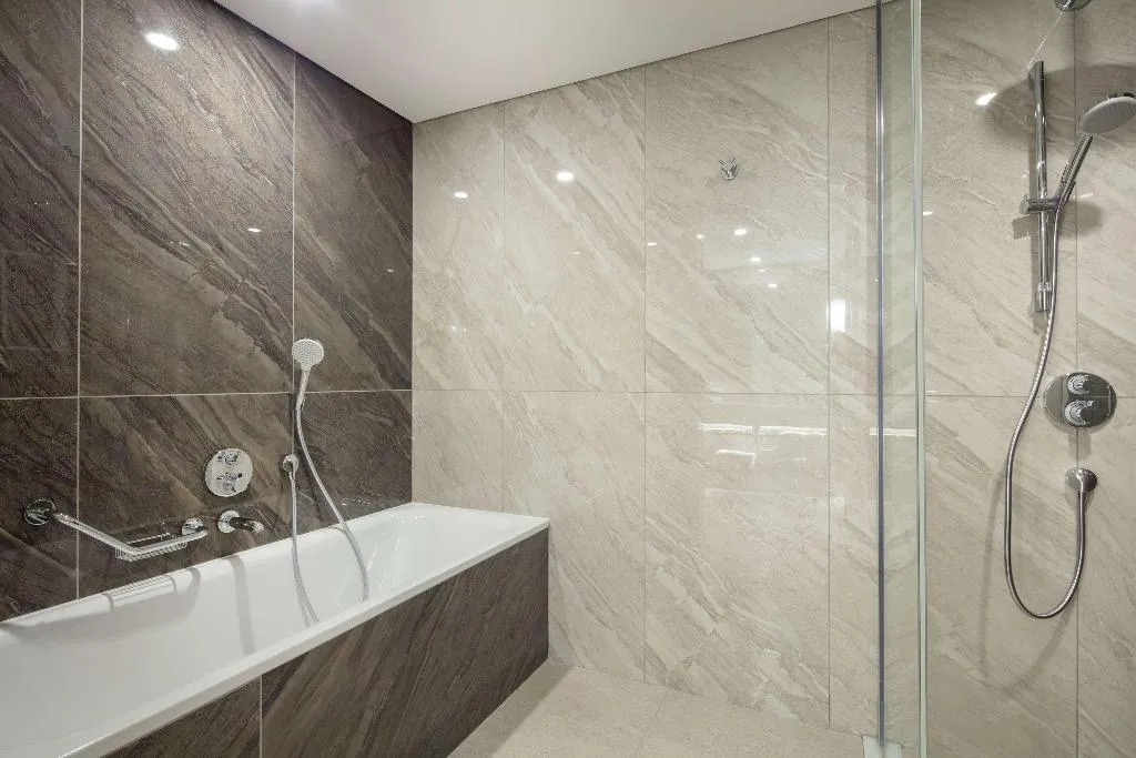 TWIN SUPERIOR Room, Doubletree Hilton Antalya City Centre, Antalya