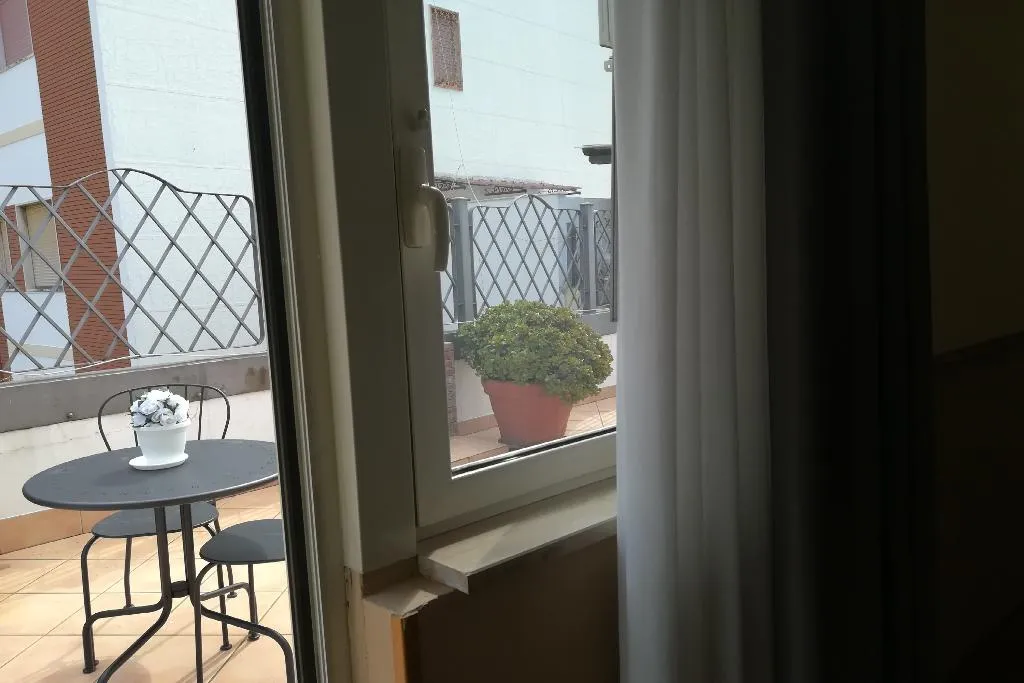 QUADRUPLE STANDARD Room, Leopardi Napoli, Naples