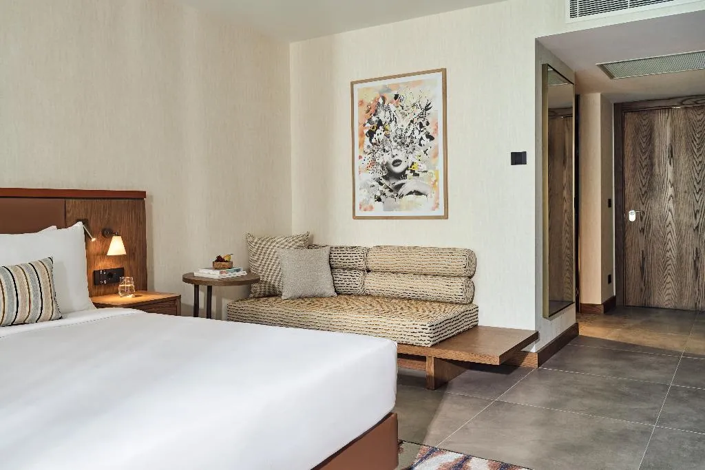 DOUBLE POOL VIEW KING BED Room, Hyde Bodrum ALL INCLUSIVE, Bodrum