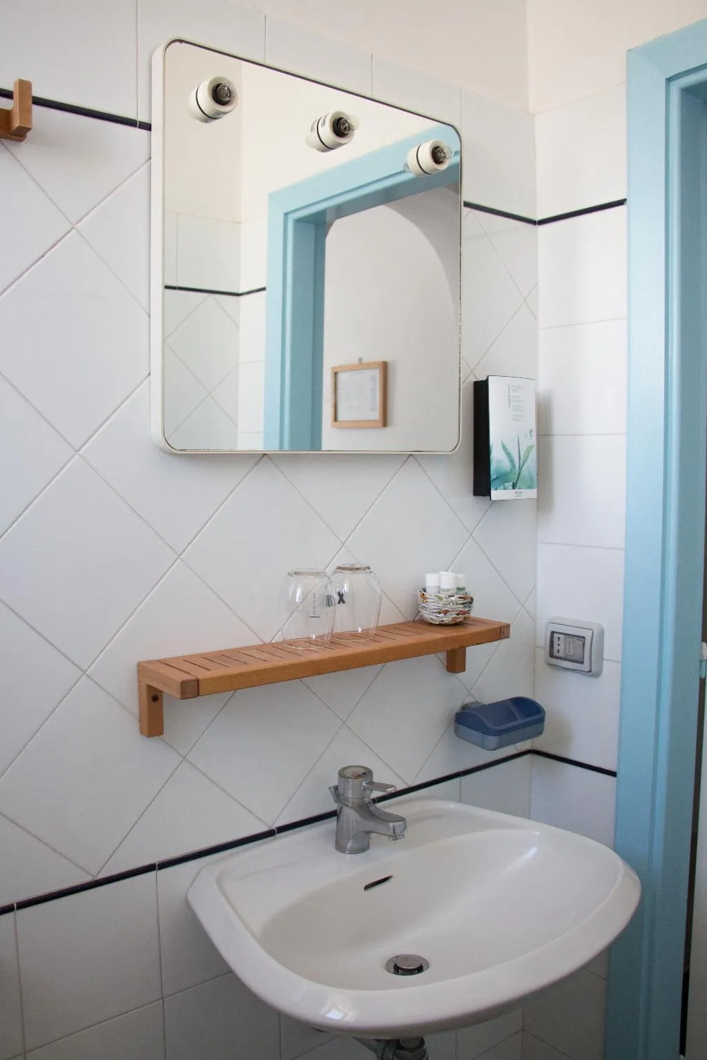 SINGLE STANDARD Room, Villa Cecilia, Naples