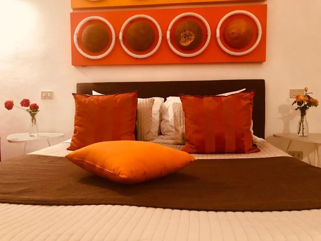 Room, Antichi Colori, Palermo
