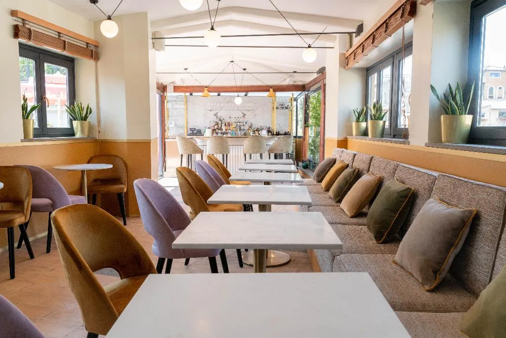 Terrace, 9 Hotel Cesari, Rome