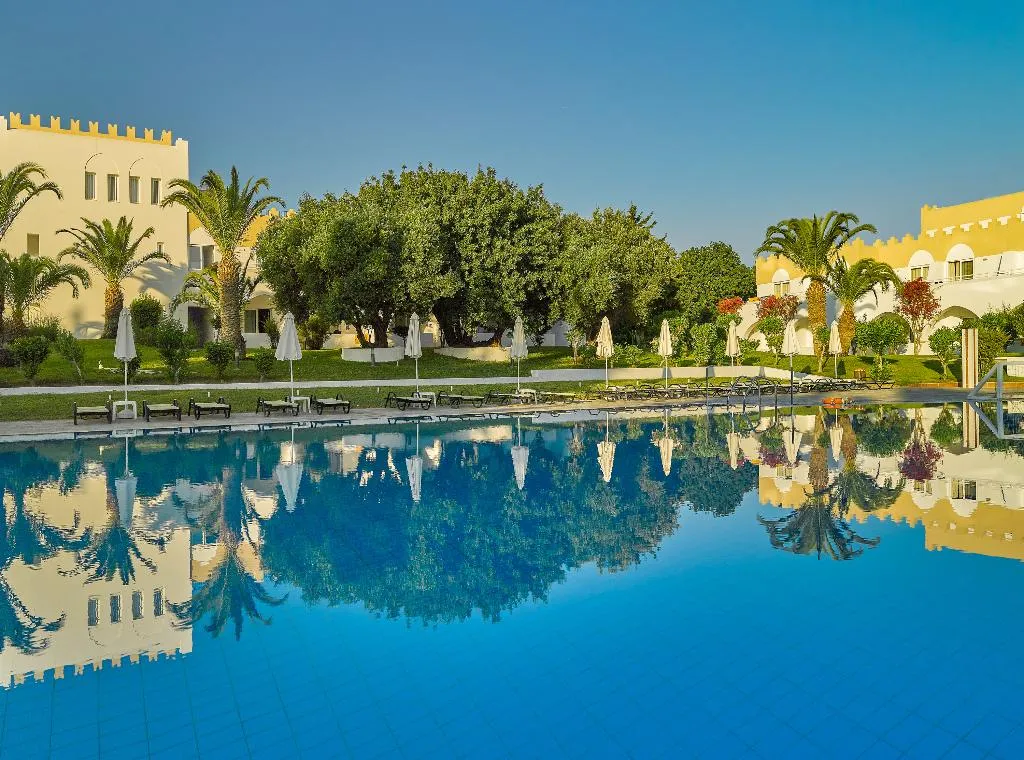 Pool, Platanista, Kos