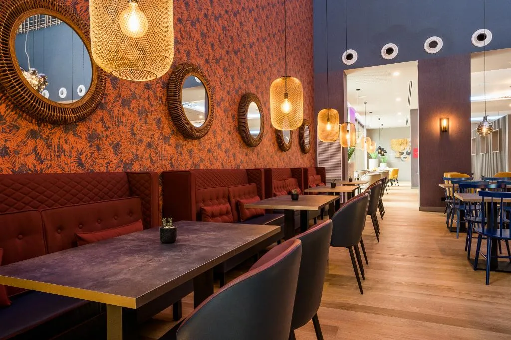 Restaurant, Leonardo Royal Hotel Barcelona Fira, Barcelona