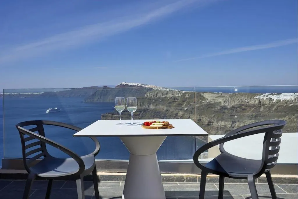 Terrace, Suites of the Gods Cave Spa, Santorini
