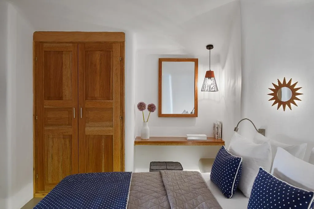 SUITE STANDARD Room, La Perla Villas and Suites, Santorini