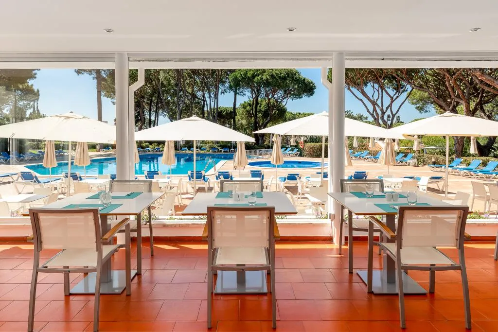 Restaurant, Pinhal Da Marina, Algarve