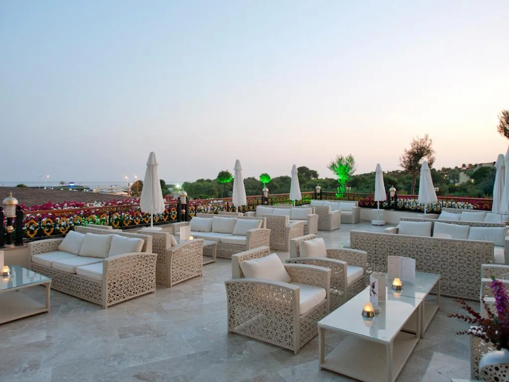 Terrace, Diamond Excellence Resort, Antalya
