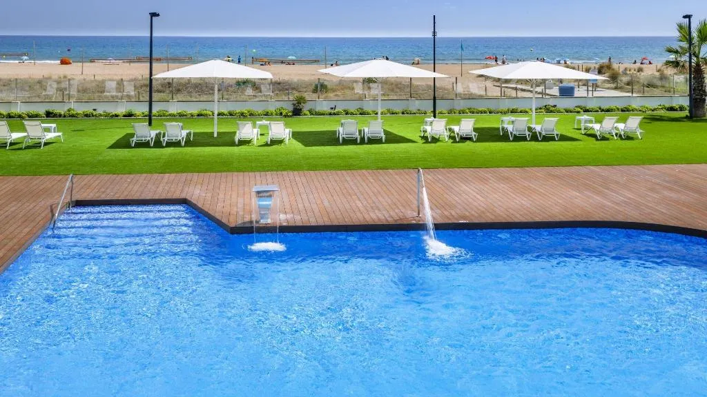 Sports and Entertainment, Apartamentos Playa De Castelldefels, Barcelona